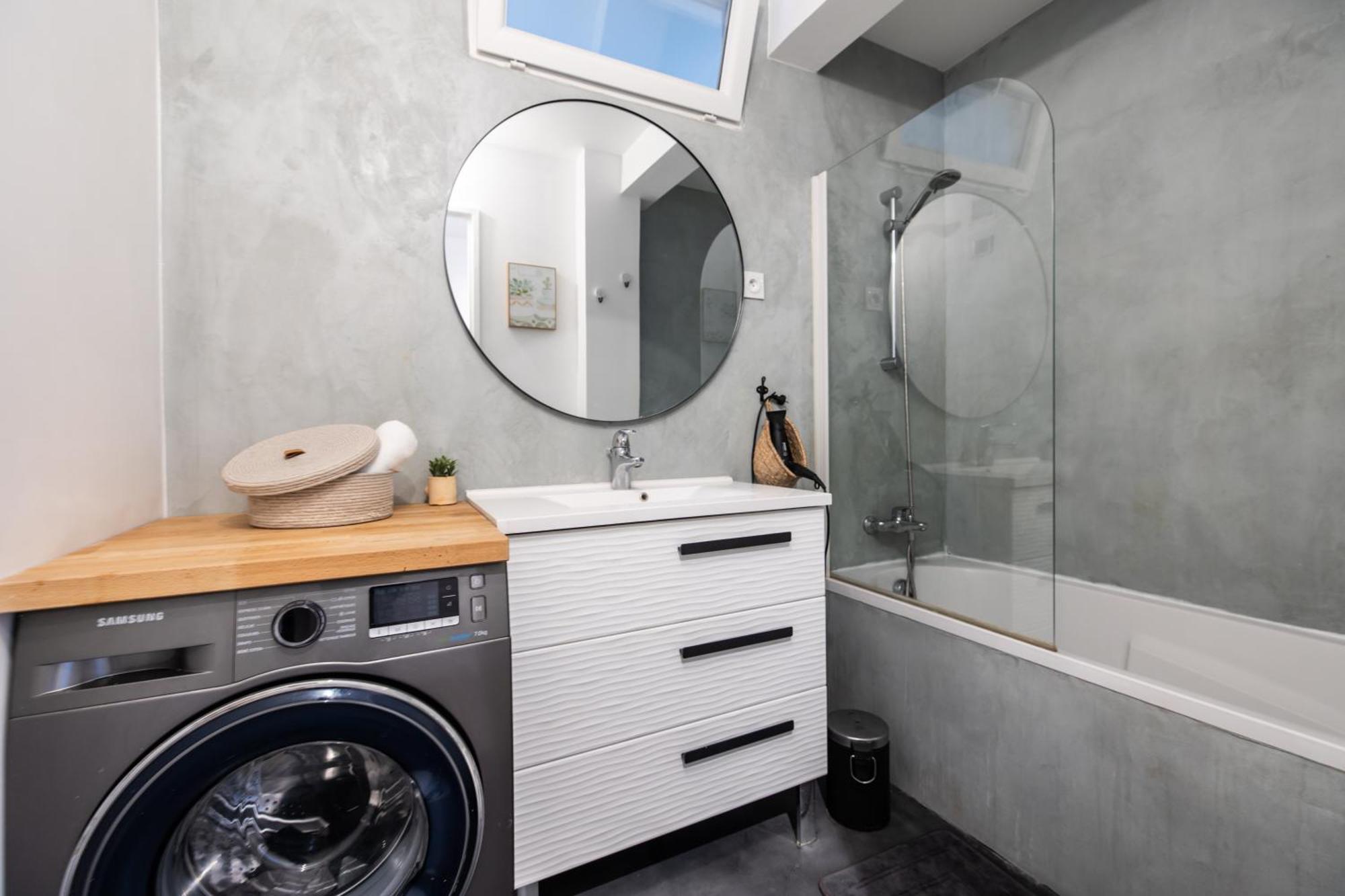Appartement Air Conditioned, Inviting And Sunlit Appartement- Near Paris - Free Parking L'Hay-les-Roses