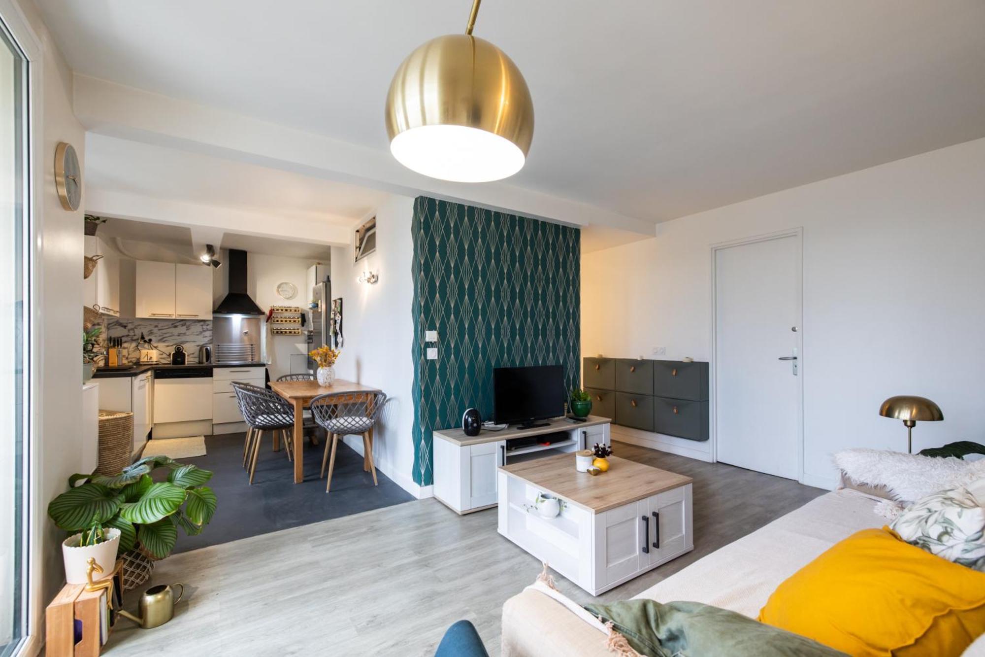 Appartement Air Conditioned, Inviting And Sunlit Appartement- Near Paris - Free Parking