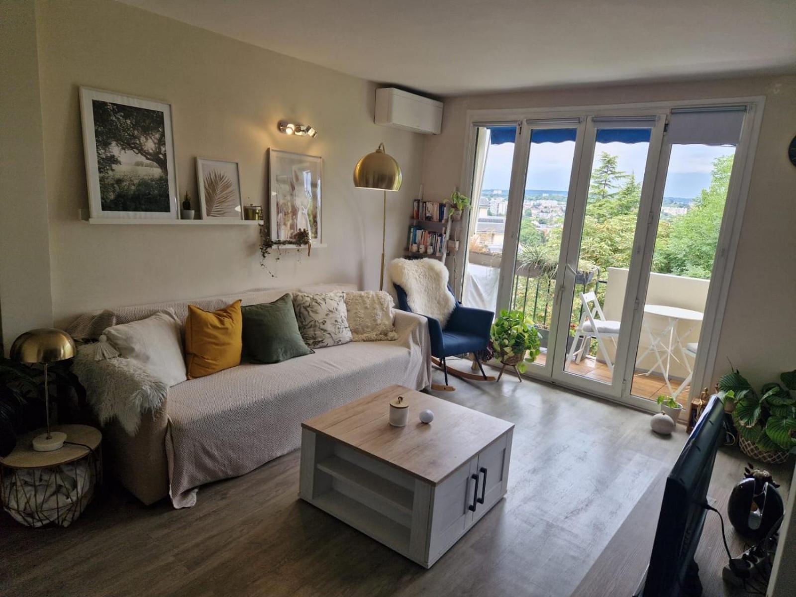 Appartement Air Conditioned, Inviting And Sunlit Appartement- Near Paris - Free Parking *
